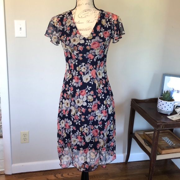 Modcloth Dresses & Skirts - ModCloth XXS floral dress